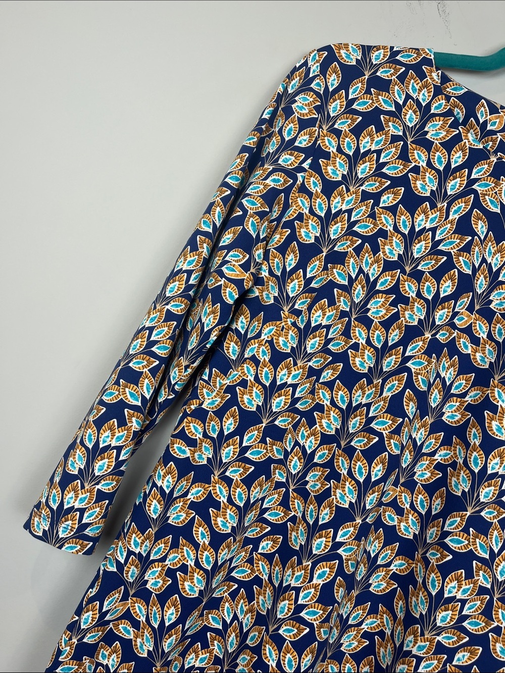 J. McLaughlin Catalina Cloth Sophia Peacock Feather Dress Size Large Navy - Picture 6 of 11